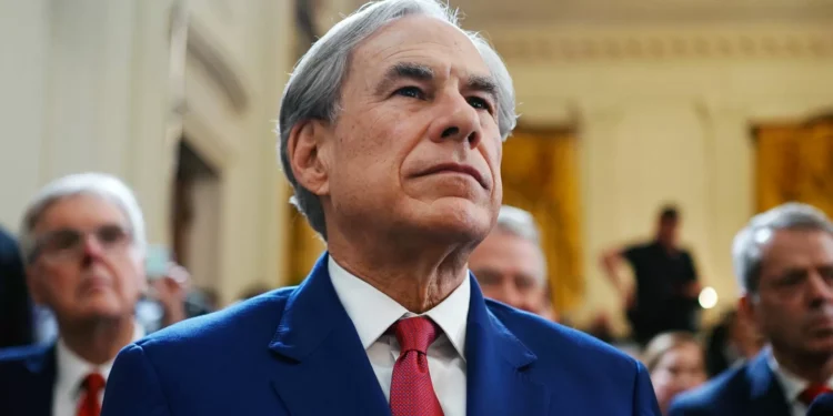 Governador do Texas ameaça deter democratas ausentes de votação sobre revisão dos círculos eleitorais
