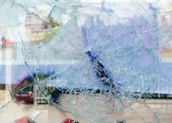 Degradação de escolas públicas é em média até 27 vezes maior do que em particulares