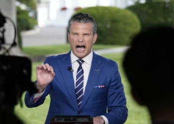 Purga no Pentágono: Demitidos chefe da inteligência militar e outros dois altos comandos