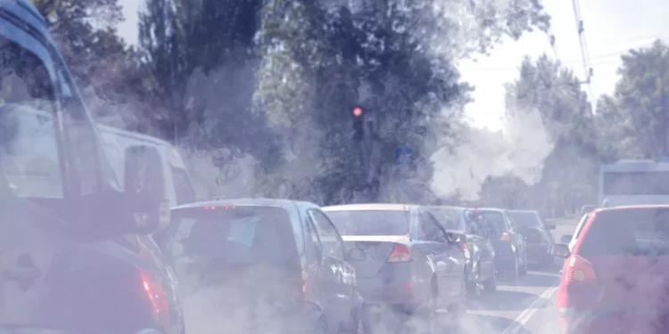 Estudo associa poluição atmosférica a risco de hemorragias cerebrais