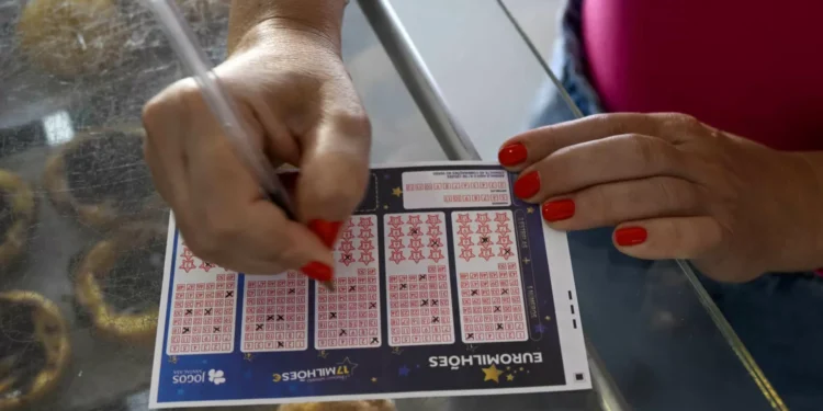 Jackpot! Há um novo euromilionário em França (mas um 2.º prémio cá!)