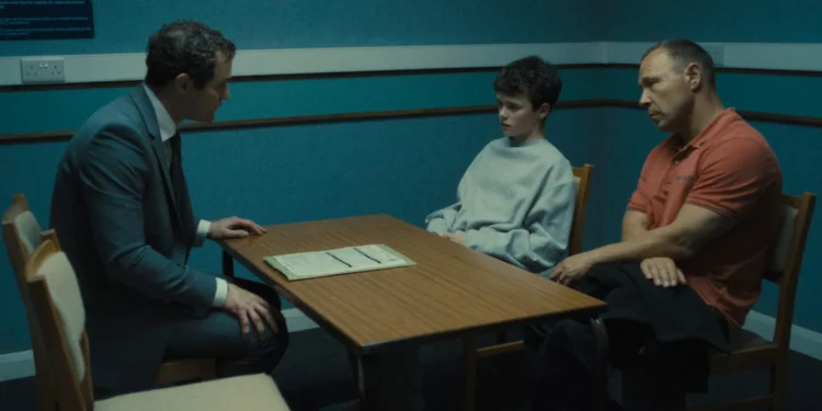 Criador de ‘Adolescência’ queria famílias a assistir juntas e a discutir