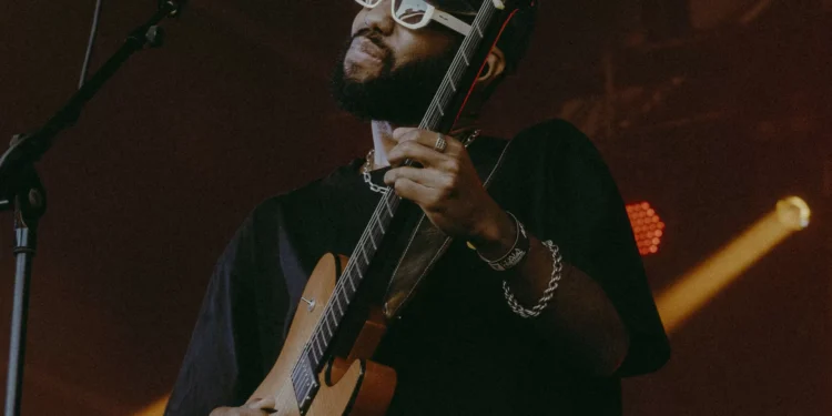 EU.CLIDES entre participantes de projeto com mentoria de Anderson.Paak