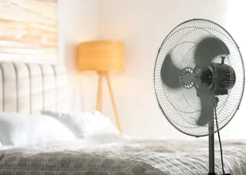 Dicas para manter o quarto fresco durante a próxima onda de calor