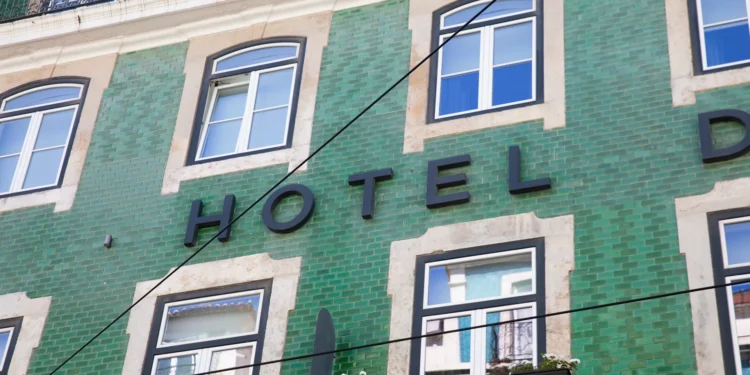 Mais de 10 mil hotéis europeus processam Booking.com por práticas “abusivas”