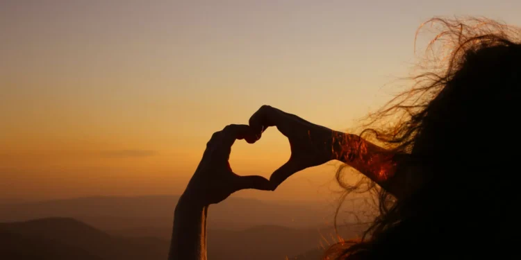 Três signos que manifestam amor durante o Portal de Leão