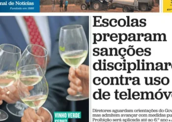 Hoje é notícia: Telemóveis? Escolas com sanções; Salário sobe 19% nas FA