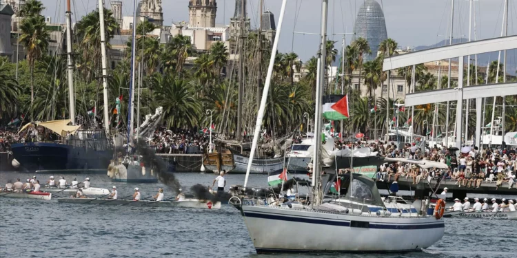 Flotilha para Gaza lança apelo urgente por proteção e corredor de ajuda