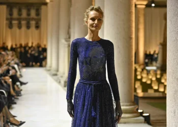 Nem mesmo a morte fez Giorgio Armani deixar de olhar para o futuro…