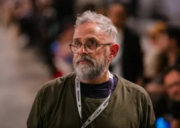 As revelações de Paulo Borges em documentário sobre moda e sua vida além…