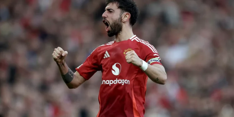 Bruno Fernandes ia ganhar 3,2 milhões/mês na Arábia, mas preferiu ficar em Manchester