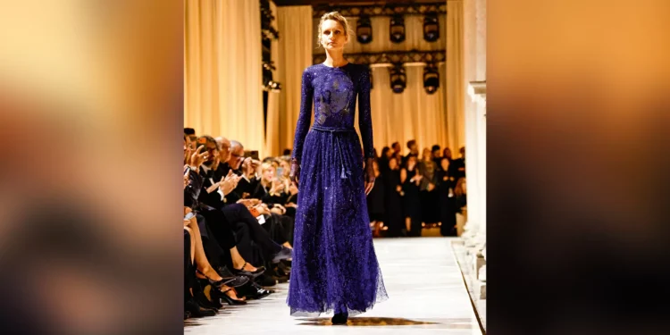 Armani prepara transição com desafio de manter a elegância atemporal de seu criador