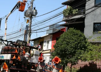 Justiça suspende prorrogação antecipada da concessão da Enel em SP