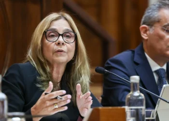 Governo justifica tempos de espera para consulta com aumento de pedidos