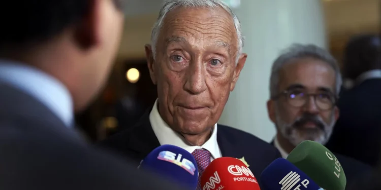 Marcelo espera que investigação que envolve elementos da GNR e PSP seja “o mais rápida possível”