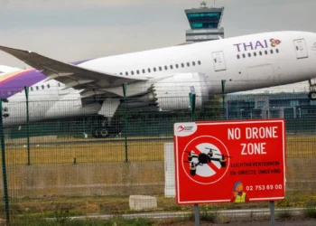 Drones encerram novamente Aeroporto de Bruxelas