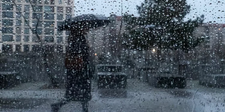 Mau tempo. IPMA emite avisos para chuva, trovoada e vento forte a partir de terça-feira