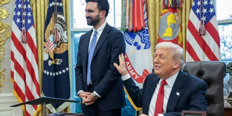De “fascista” a parceiro: Trump e Mamdani juntos pela primeira vez