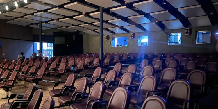 Grupo de teatro apresenta adapatação de obra de Saramago em SP