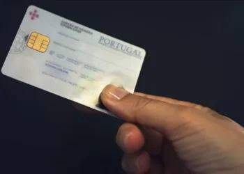 Renovar já? Novas regras europeias impõem renovação antecipada do Cartão de Cidadão