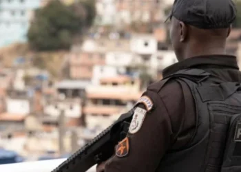 Alerj derruba vetos e restabelece “gratificação faroeste”