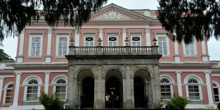 Exposição em Petrópolis marca 200 anos do nascimento de D. Pedro II