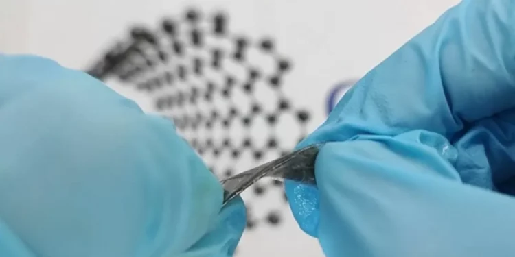 Bateria de íon-sódio criada na UFPR aponta caminhos para substituir lítio