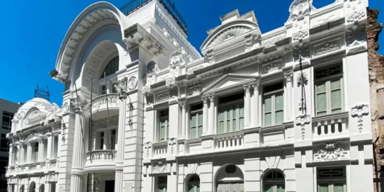 Museu em Salvador repatria mais de 600 obras de arte afro-brasileiras