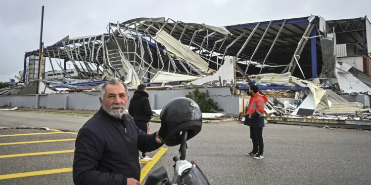 Tempestade Kristin: Proteção Civil registou quase 10 mil ocorrências