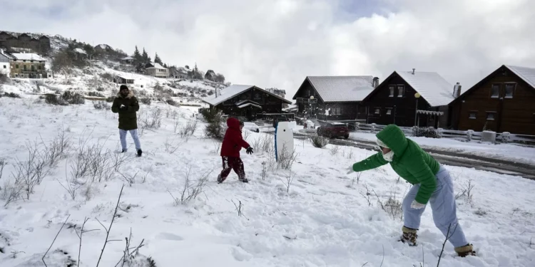 Depressão Ingrid a caminho de Portugal. Chuva, neve, vento e agitação marítima até sábado