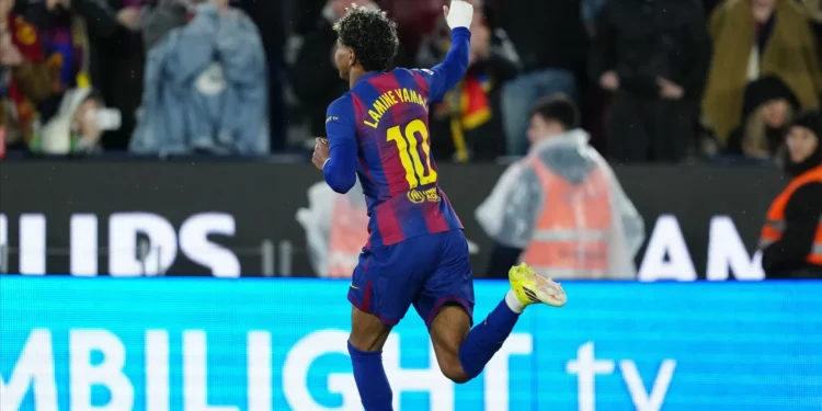 Barcelona ganha e regressa à liderança