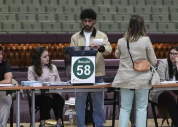 Presidenciais: Cerca de 218 mil eleitores inscreveram-se no voto antecipado em mobilidade