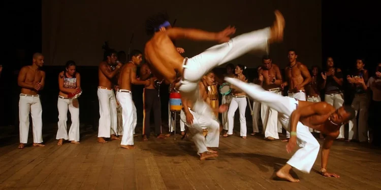 Festival Internacional da Capoeiragem começa hoje em Salvador