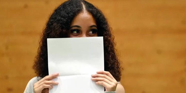 Veja aqui as 107.598 vagas abertas no ensino superior (público e privado)