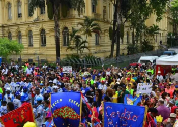 Folia em São Paulo segue durante todo o fim de semana