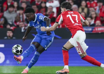 CBF solidariza-se com Vinícius. “Racismo não pode acontecer no futebol nem em lugar algum”