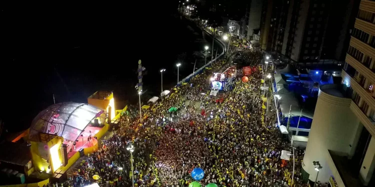 Carnaval em Salvador: 700 atrações em circuitos oficiais e 520 shows