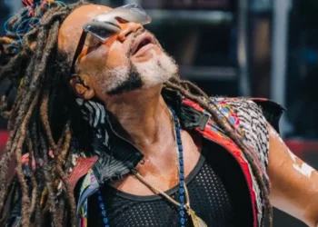 Produtor Thiago Pugas fala de trajetória ao lado de Carlinhos Brown